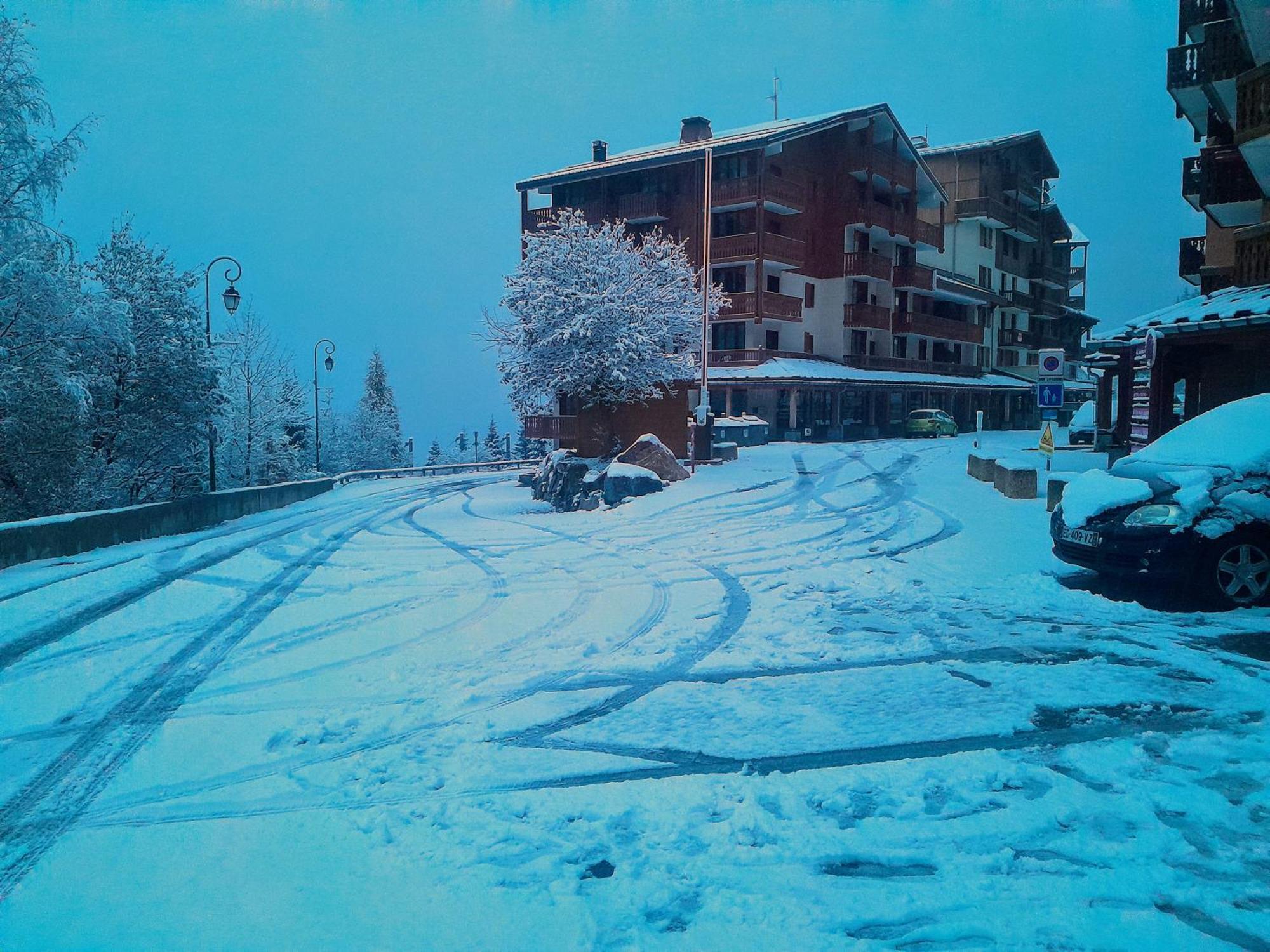 Magnifique Studio Au Pied Du Telecabine D'Arrondaz Et Des Pistes De Ski مودان المظهر الخارجي الصورة